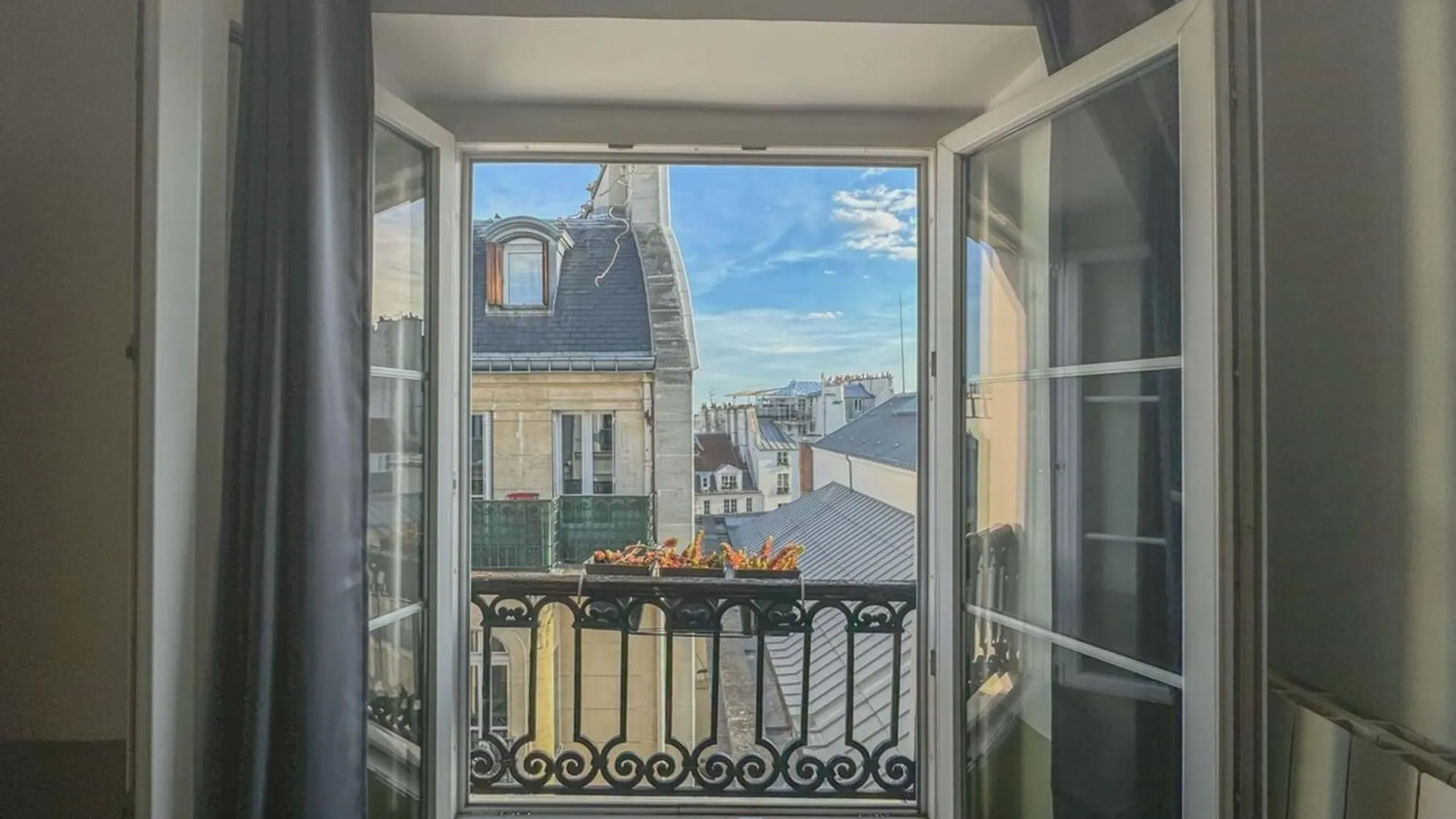 Flexliving - Room - Lune Paris France